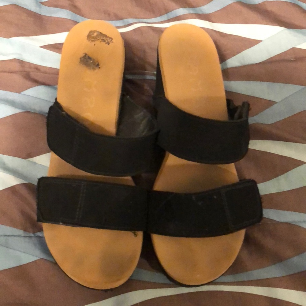 Faux suede wedges black size 9 Velcro slides bamboo